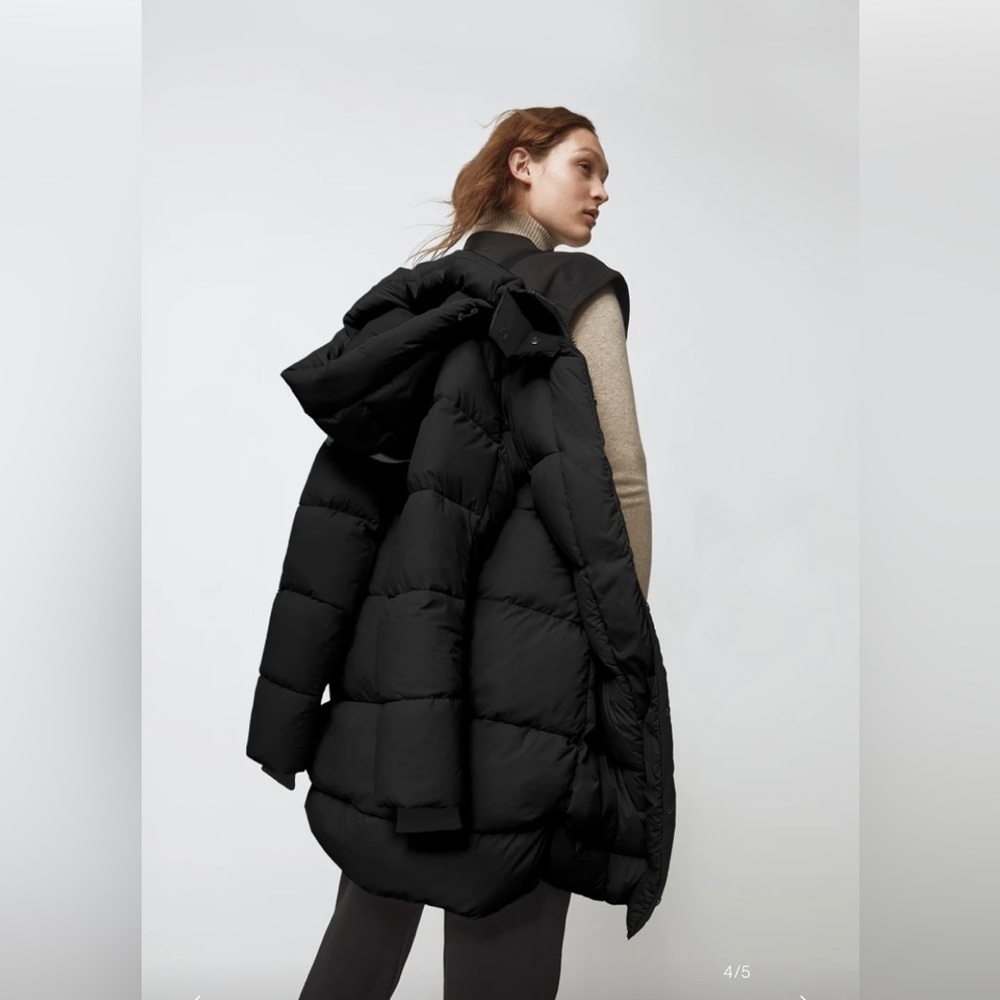 Canada Goose Jacket (S/P) - Picture 1 of 3
